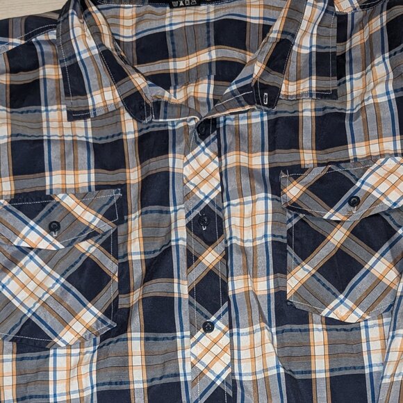 Mens Plus Size Plaid Checkered Button Front Shirt Size 5XL - Picture 3 of 6